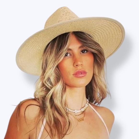 Free People Accessories - Free People x Olive and Pique Emma straw hat (Some flaws!!)